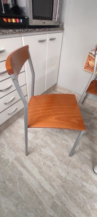 Juego 4 Sillas Cocina Madera y Metal