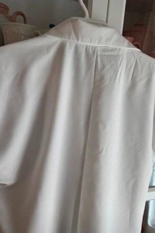 Blusa blanca manga corta talla M
