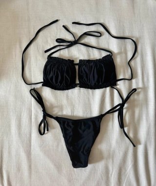 Bikini negro