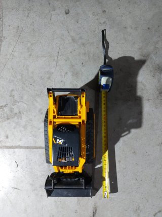Mini Excavadora CAT Orugas