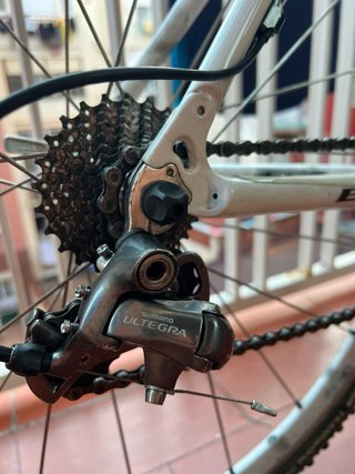 Bicicleta Gravel BH full carbono