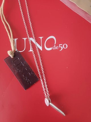 Gargantilla plata Uno de 50