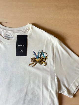 RVCA Graphic Tiger T-Shirt Vintage Dye Slim Fit