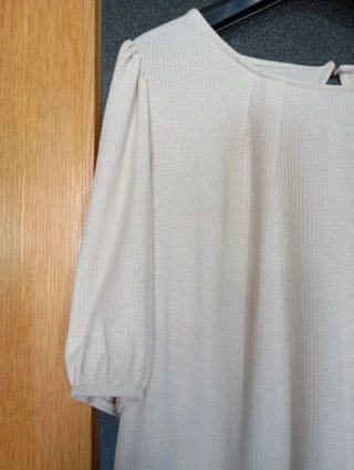 Blusón beige manga corta