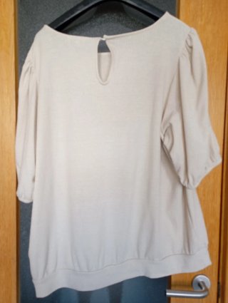 Blusón beige manga corta