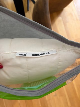 Almohada Primark 40x70cm y Ikea 40x75cm