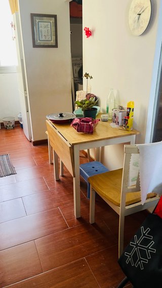Mesa plegable de cocina y 2 sillas