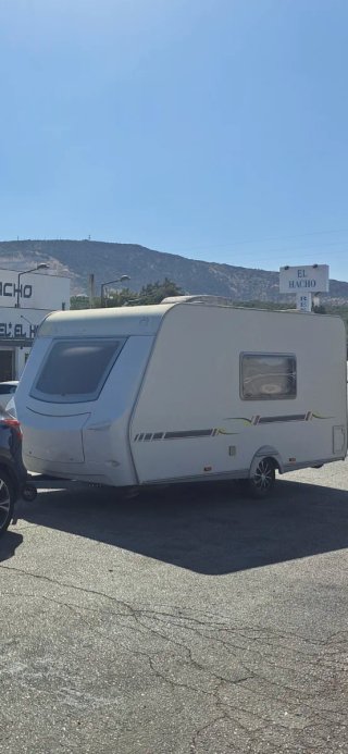 Caravana stekerman 420 cp