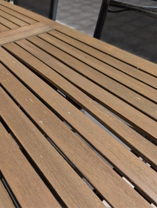 Mesa extensible madera y 4 sillas exterior