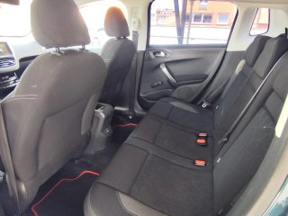 90.000km!! Peugeot 2008 1.6BlueHDI 1 año garantia!