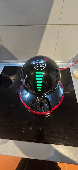 Cafetera Nescafé Dolce Gusto DROP