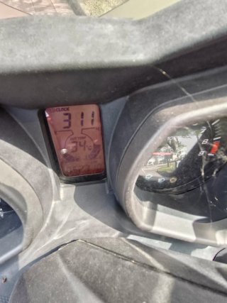 Yamaha XMAX 400 Gris
