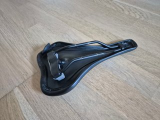 Sillín SQlab 612 Ergowave Active 2.1 Negro