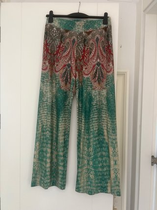 Conjunto estampado verde y turquesa