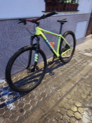 Bicicleta Trek 29 Carbono