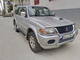 Mitsubishi Montero 2001
