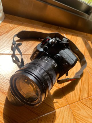 Panasonic Lumix G9 Cámara Digital + accesorios