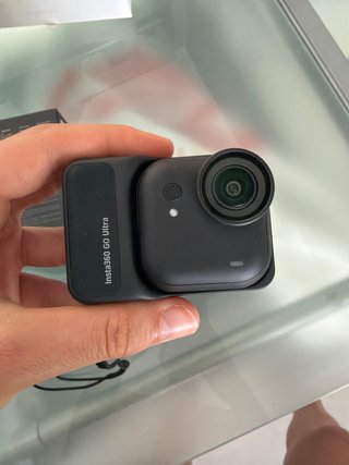 Insta360 GO Ultra Cámara Negra