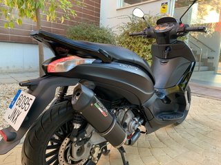 Piaggio Beverly 125cc Scooter Negro