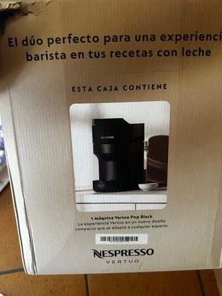 Cafetera Nespresso Vertuo Pop Negra