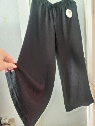 Pantalón ancho negro