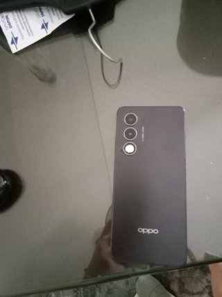 Móvil Oppo Negro