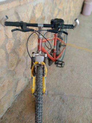 Bicicleta Cadete Roja