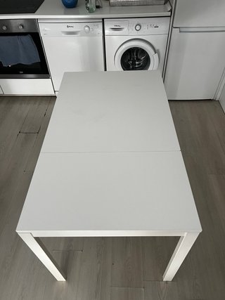 Mesa Ikea VANGSTA extensible + 2 sillas