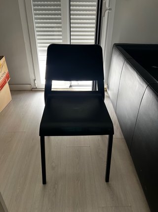 Mesa Ikea VANGSTA extensible + 2 sillas