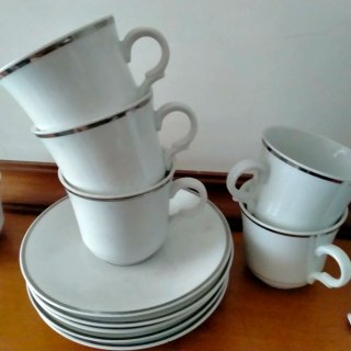 Servizio da caffè in porcellana