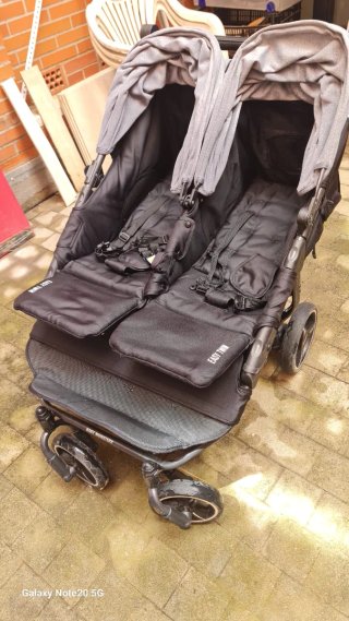 Silla de paseo gemelar ligera Easy Twin