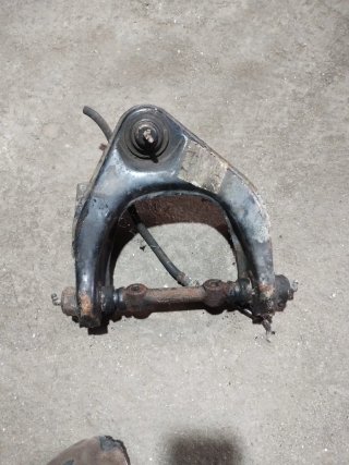 Brazo Superior Izq Mitsubishi Montero L040