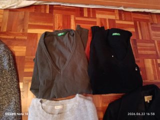 Jerseys Benetton , abrigos, chaquetón, zapatillas