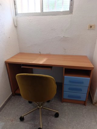 Escritorio y Silla Maisons du Monde