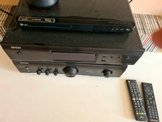 Sistema de audio con altavoces
