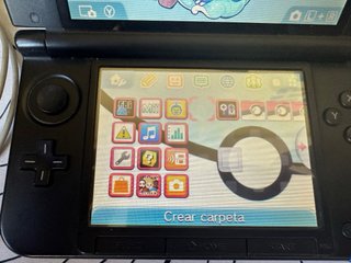 Nintendo 3DS XL Nero + Caricatore e SD da 32
