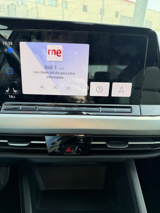 Volkswagen Golf 2021