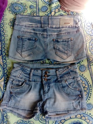2 Shorts Vaqueros