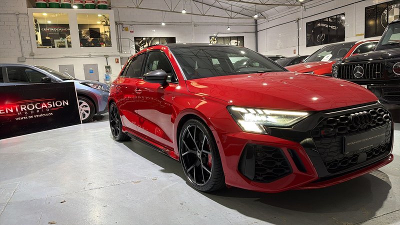 Audi RS3 Sportback TFSI quattro 2022, foto 2