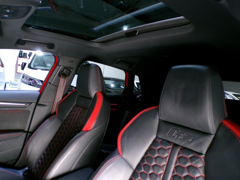 Audi RS3 Sportback TFSI quattro 2022, foto 34
