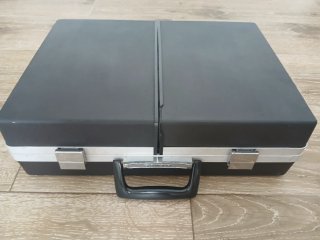 Maletín Tocadiscos Radio Cassette Sanyo