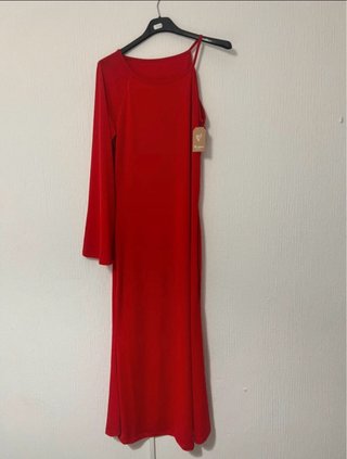 Vestido rojo asimétrico