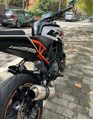 KTM Duke 125 Impecable Mantenimiento Oficial