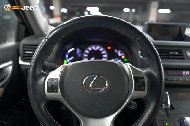 Lexus CT 200h Luxury