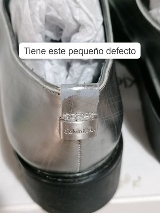 Calvin Klein piel + regalo