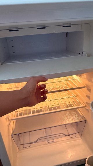 Nevera pequeña Beko con congelador