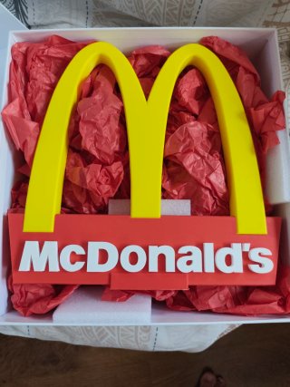 Letrero McDonald's