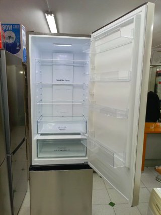 Nevera combi Hisense 200/60cm clase D con garantia