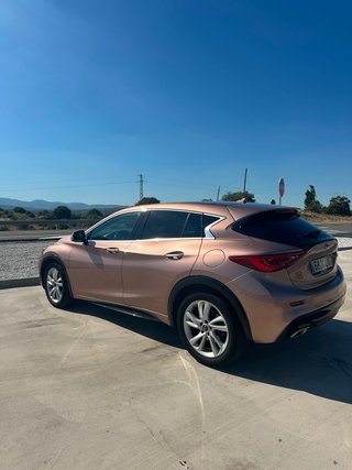 Infiniti Q30 2017