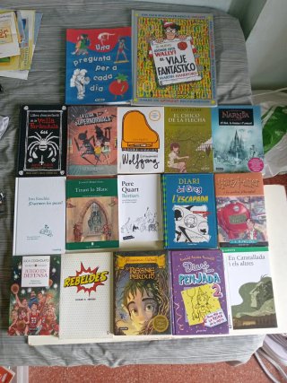 Libros infantiles y juvenils catalan/castellano